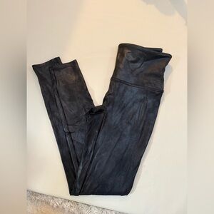 Black Shiny Leggings